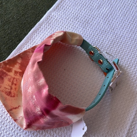3/$10 NEW dog bandanna slider for collar pink tie dye - Picture 4 of 4